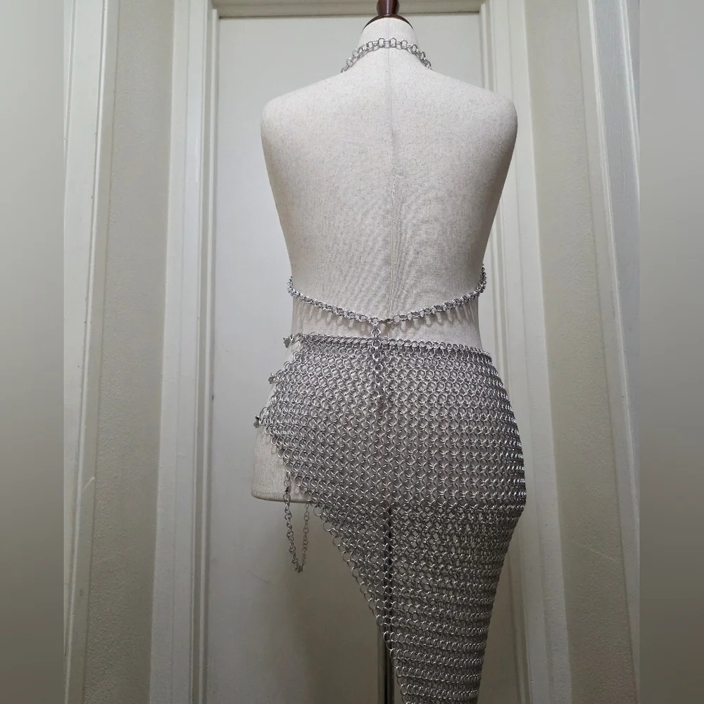 Silver Chainmail Set - Picture 2 of 8